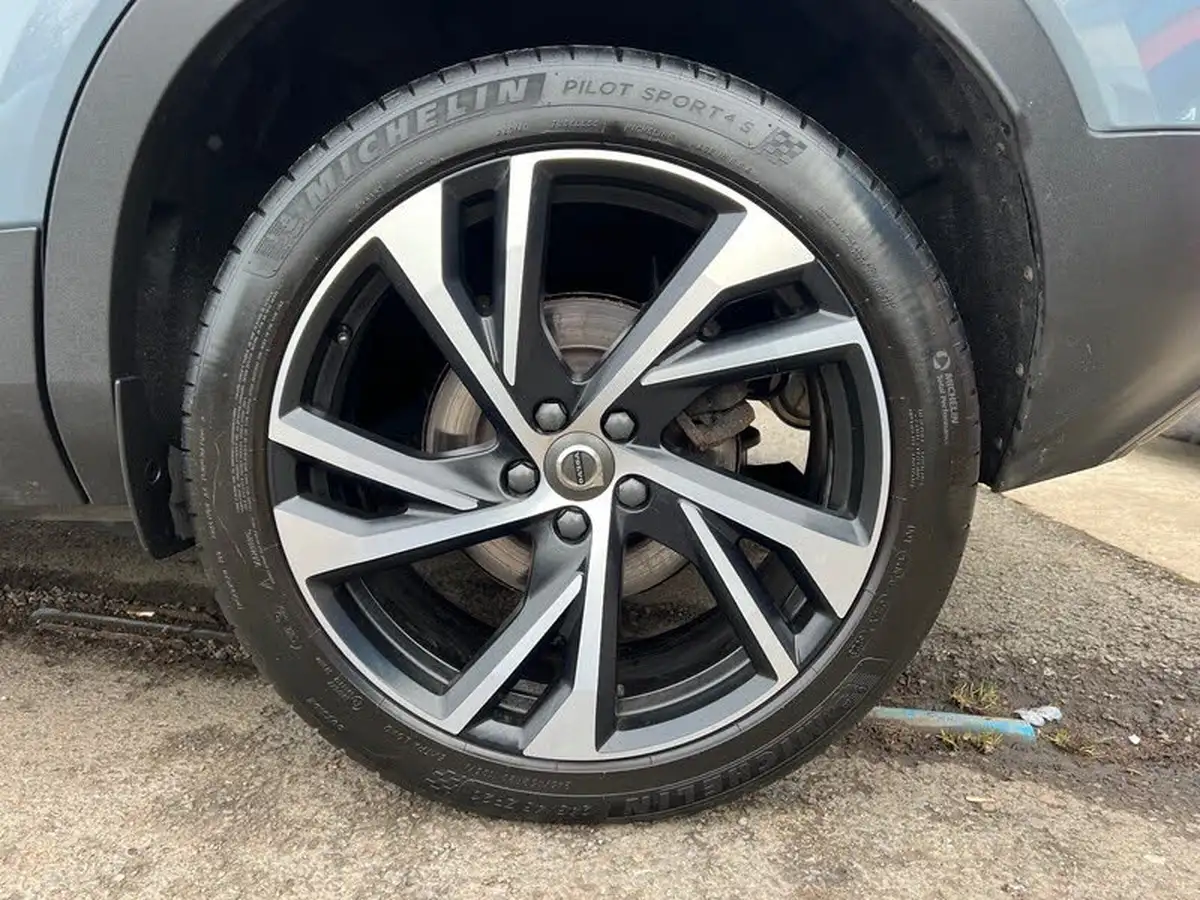 2020-volvo-xc40-15-t5-r-design-pro-twin-engine-big-25