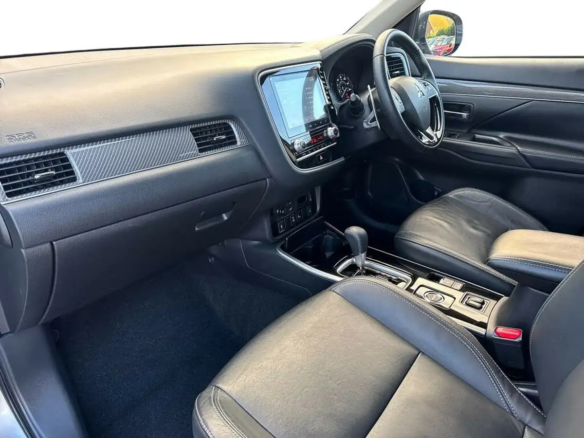 2020-mitsubishi-outlander-20-exceed-big-6