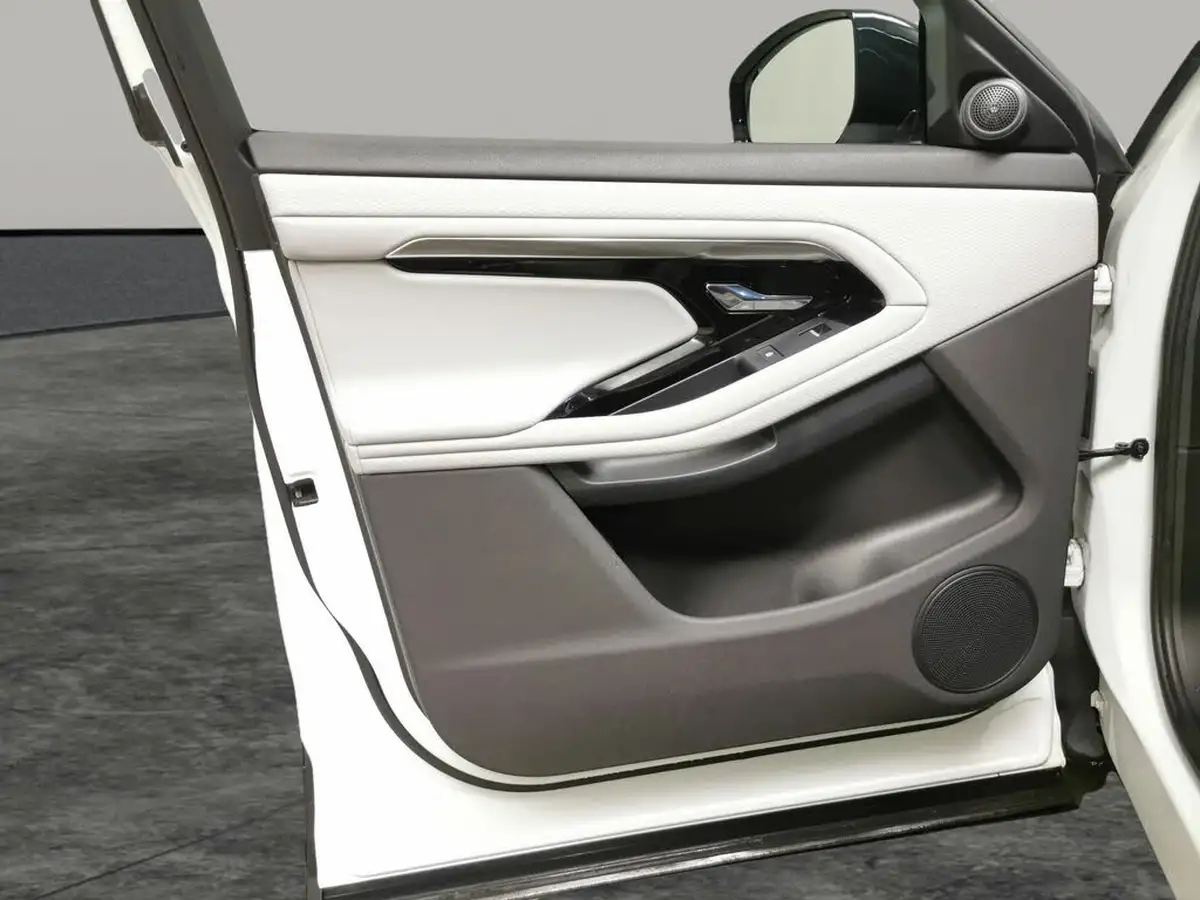 2022-land-rover-range-rover-evoque-15-p300e-r-dynamic-s-big-33