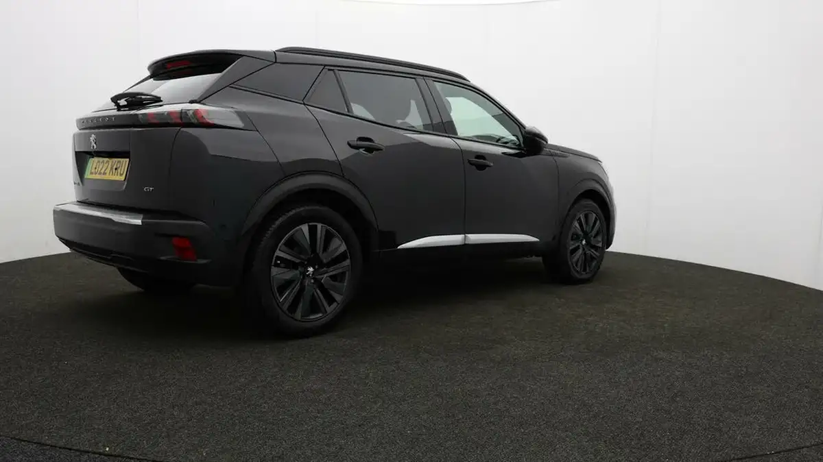 2022-peugeot-2008-suv-e-gt-premium-big-6