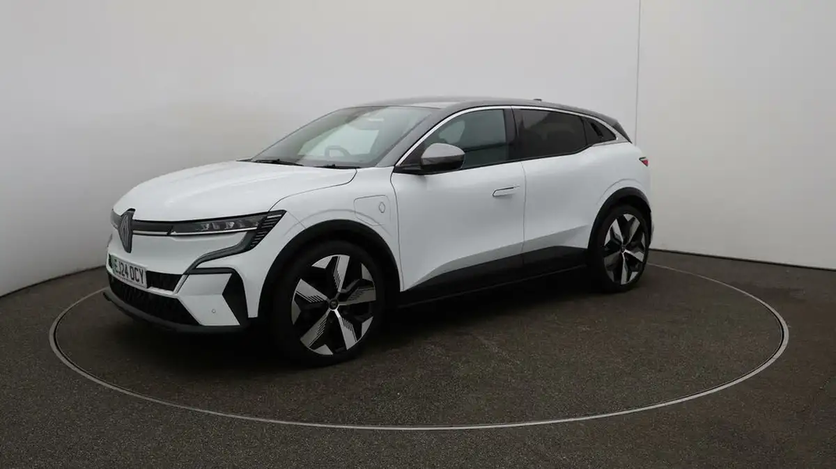 2024-renault-megane-e-tech-e-techno-big-67