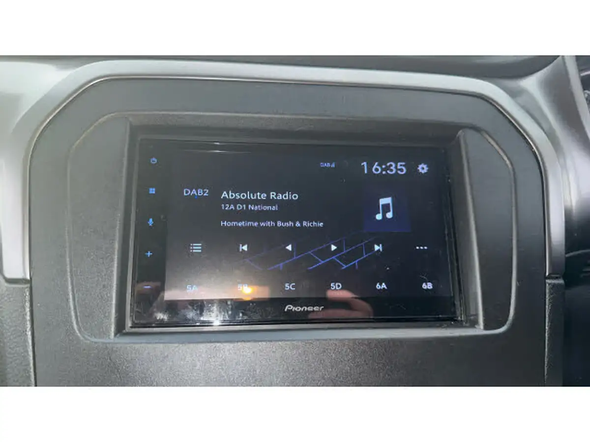 2022-suzuki-vitara-14-boosterjet-sz-t-big-11