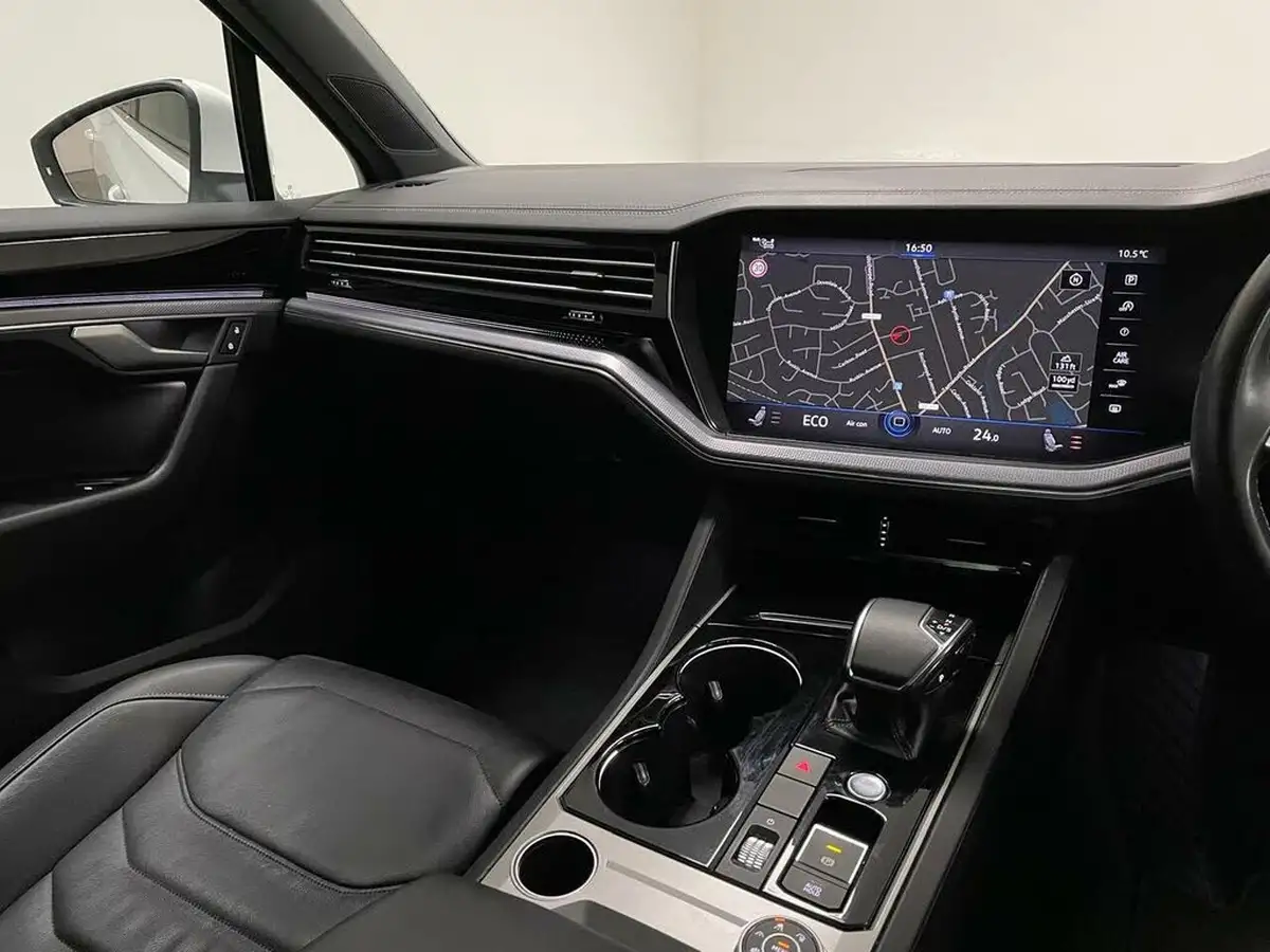 2020-volkswagen-touareg-30tdi-r-line-tech-286ps-big-17