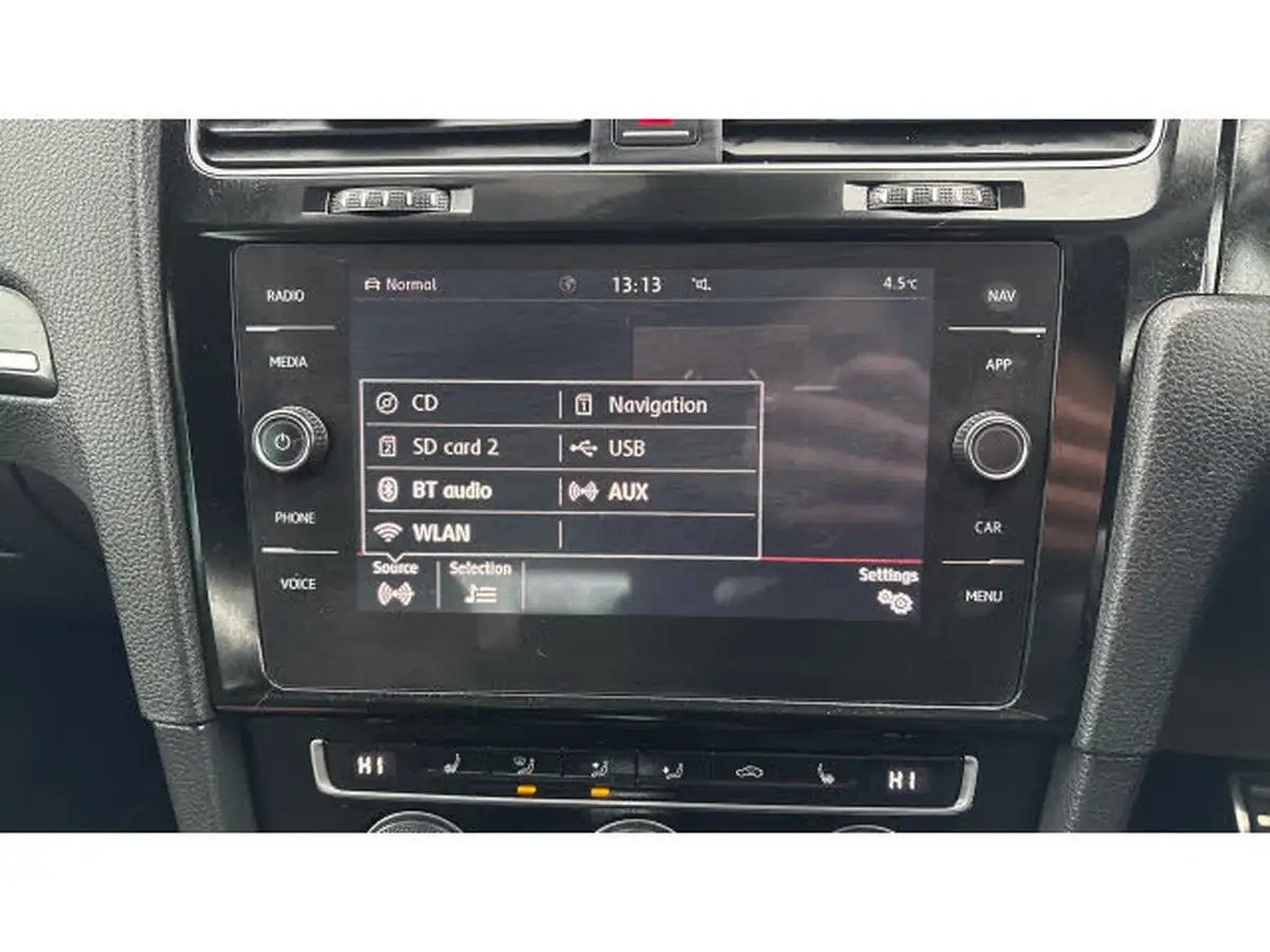 2018-volkswagen-golf-20-tsi-gti-5d-dsg-big-38