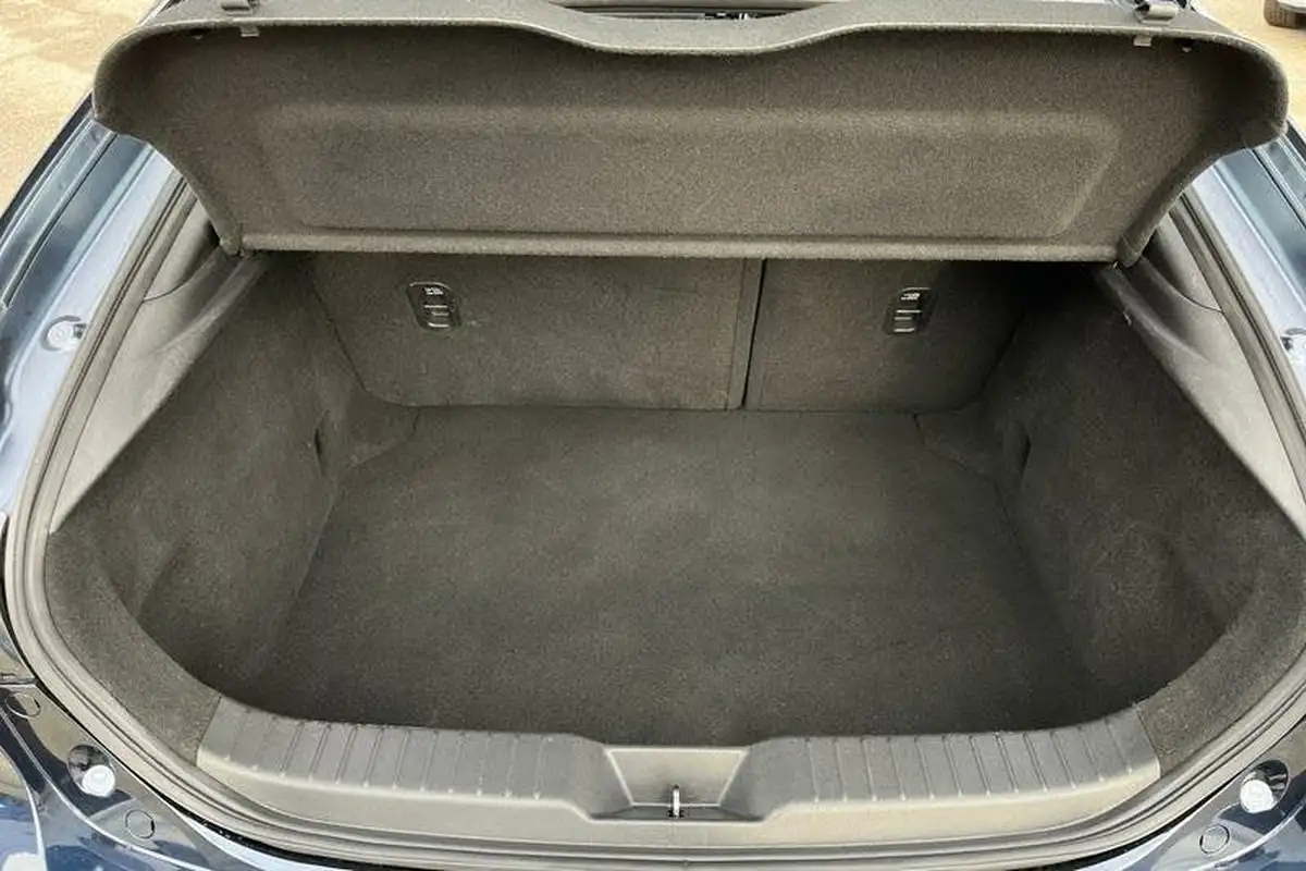 2021-mazda-mazda3-20-se-l-122ps-hatchback-5d-big-20