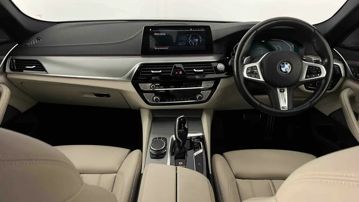 2020-bmw-5-series-20td-520d-m-sport-190ps-mht-saloon-4d-big-9