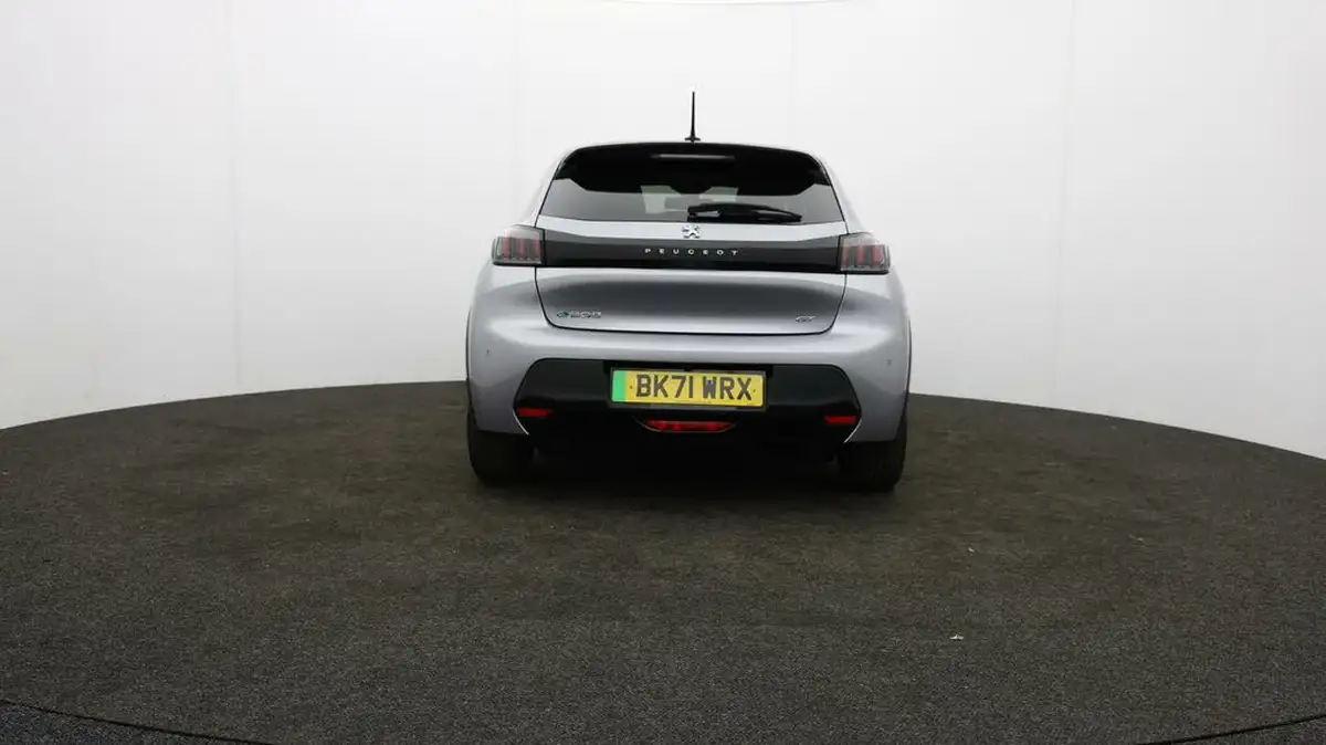2021-peugeot-208-e-gt-50kwh-big-57