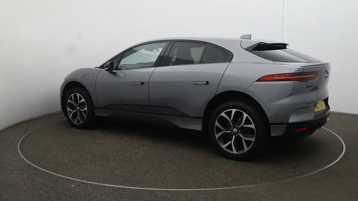 2021-jaguar-i-pace-ev400-hse-big-37