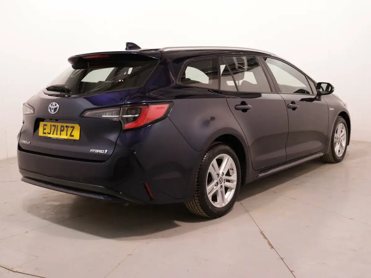 2021-toyota-corolla-18-vvt-i-icon-spare-wheel-touring-sports-5d-big-6
