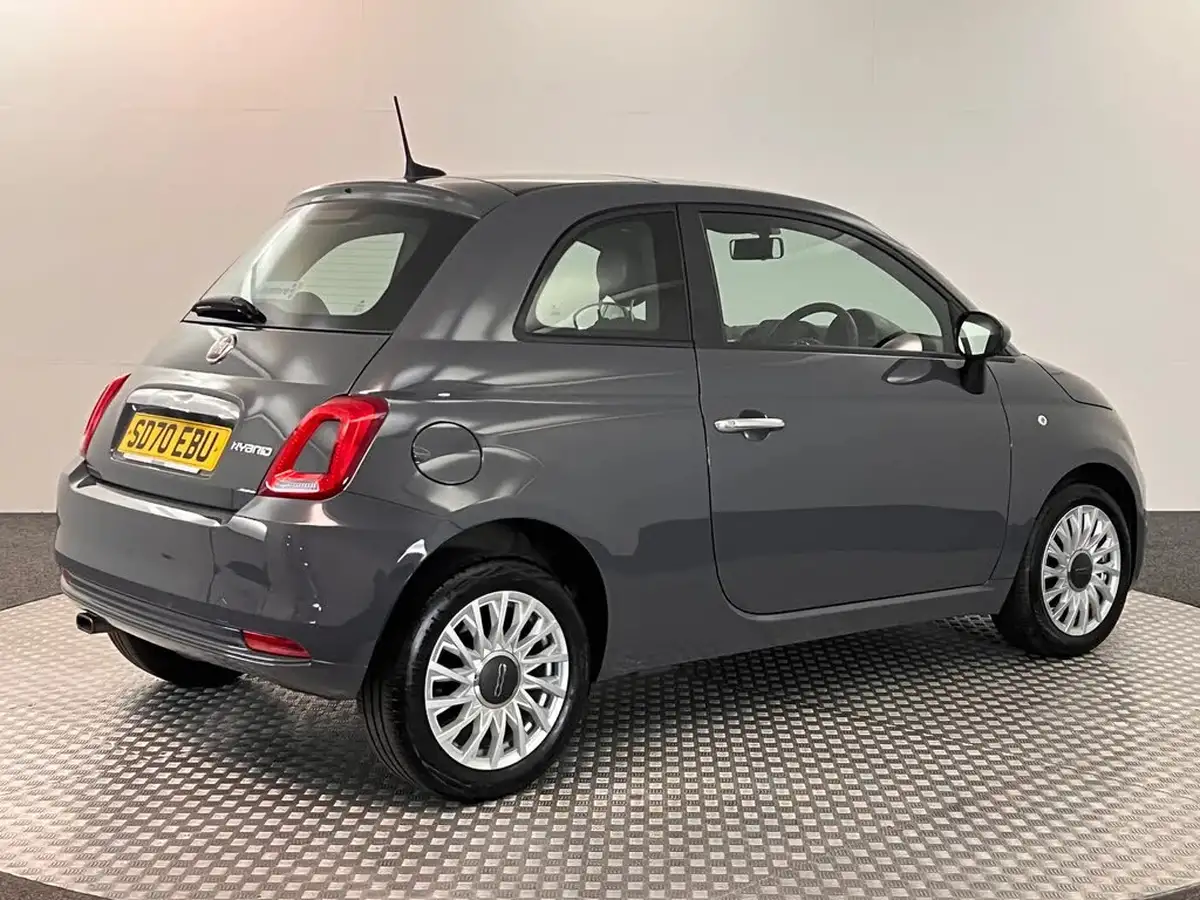 2020-fiat-500-10-lounge-big-5