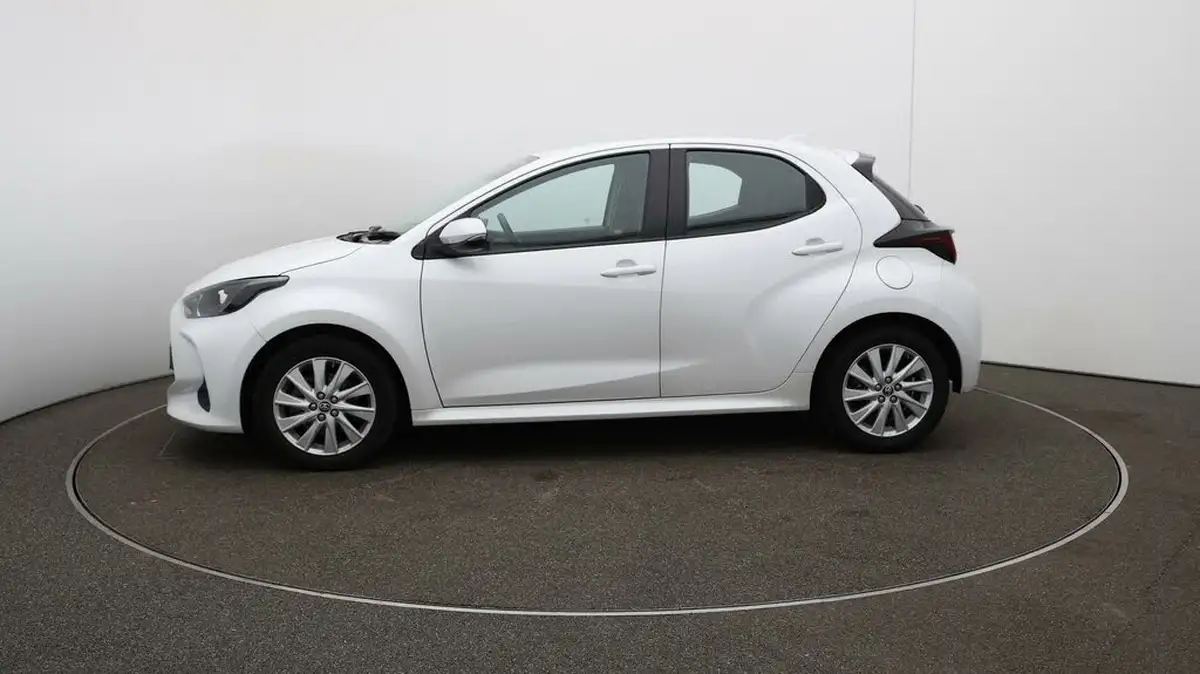 2022-toyota-yaris-15-vvt-i-icon-big-4