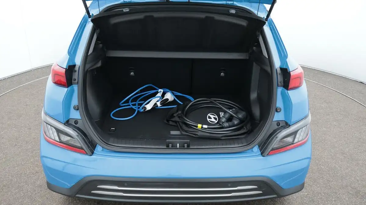 2022-hyundai-kona-e-premium-204ps-64kwh-7kw-obc-big-17