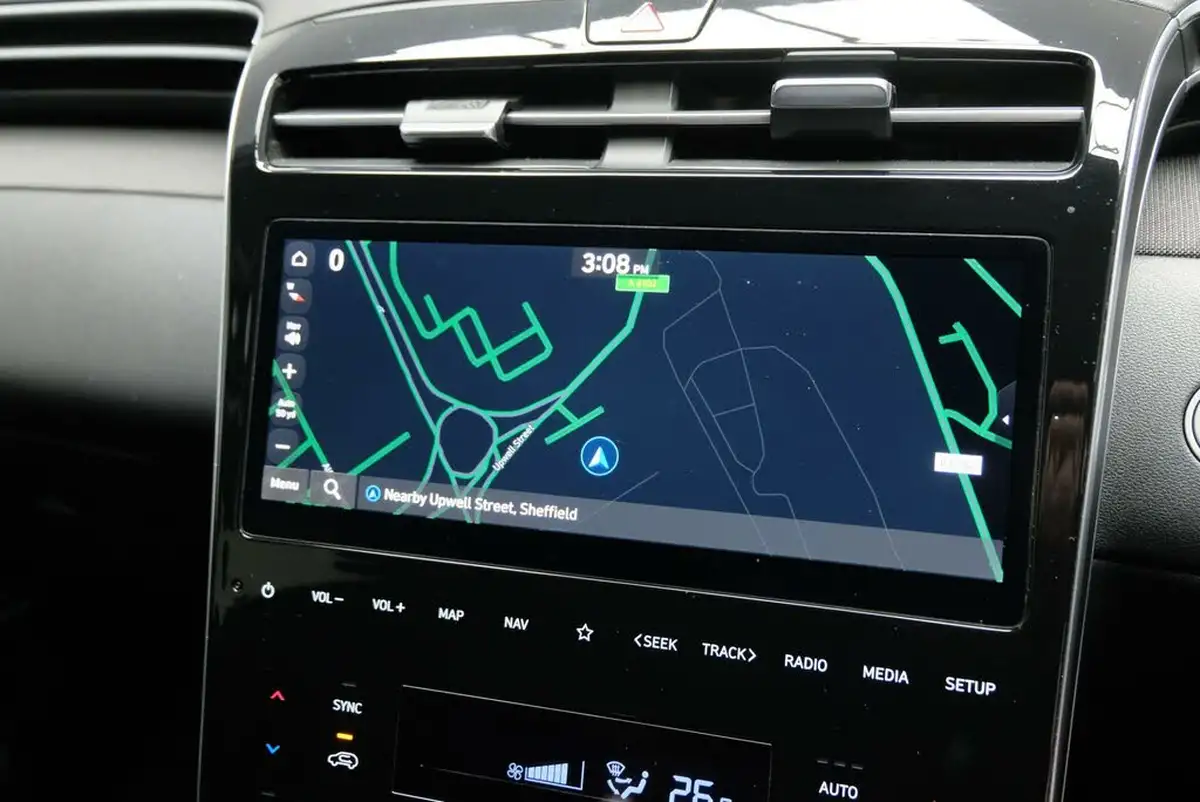 2024-hyundai-tucson-16-t-gdi-premium-230ps-hybrid-auto-big-30