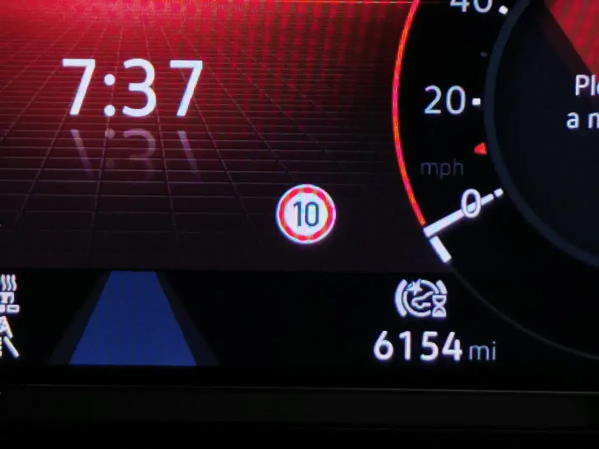2022-volkswagen-golf-15-tsi-r-line-150ps-hatchback-big-25
