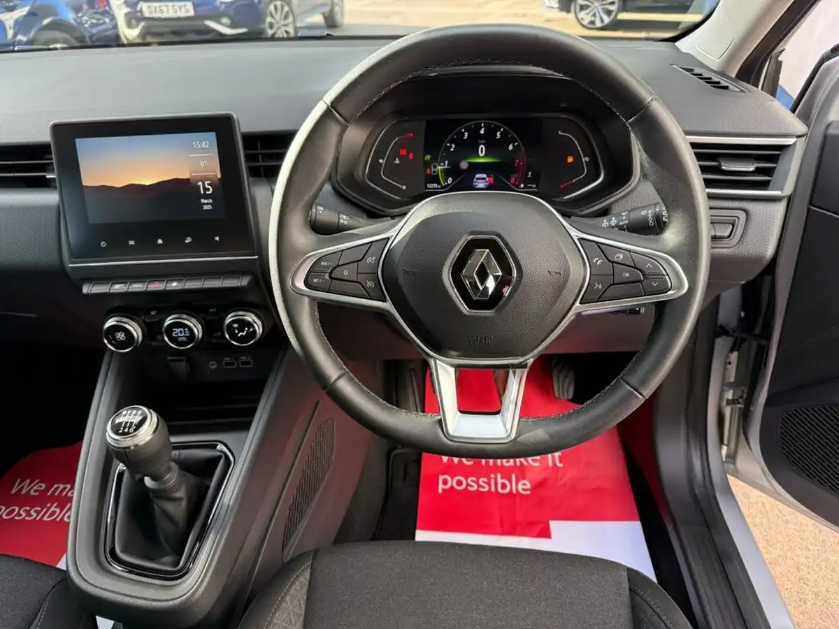 2023-renault-clio-10-tce-evolution-big-6