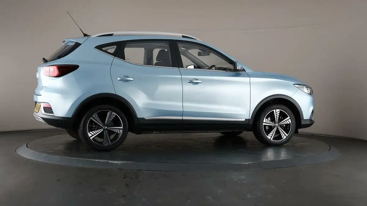 2021-mg-zs-suv-e-exclusive-ev-big-59