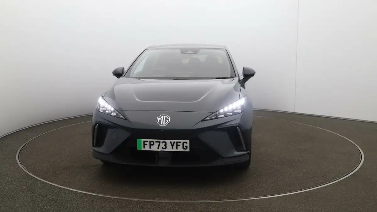 2023-mg-mg4-e-trophy-ev-203ps-long-big-31
