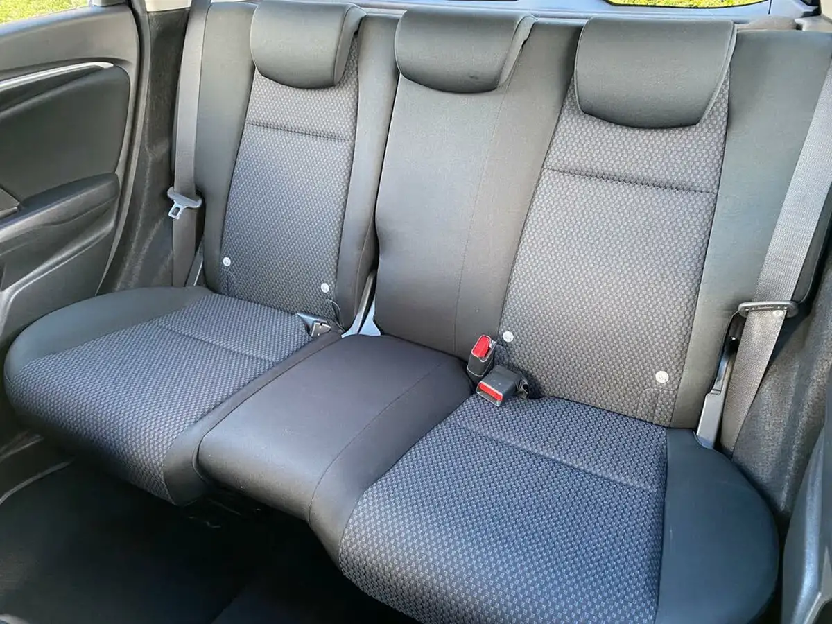 2020-honda-jazz-13-i-vtec-se-big-10