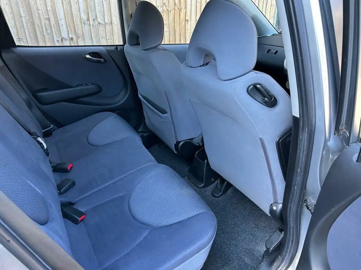 2008-honda-jazz-14-se-big-14