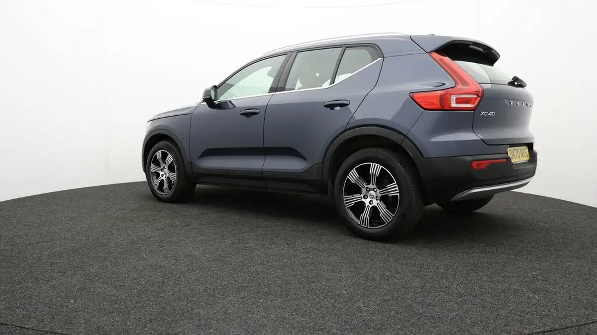 2020-volvo-xc40-15-t3-inscription-geartronic-big-4