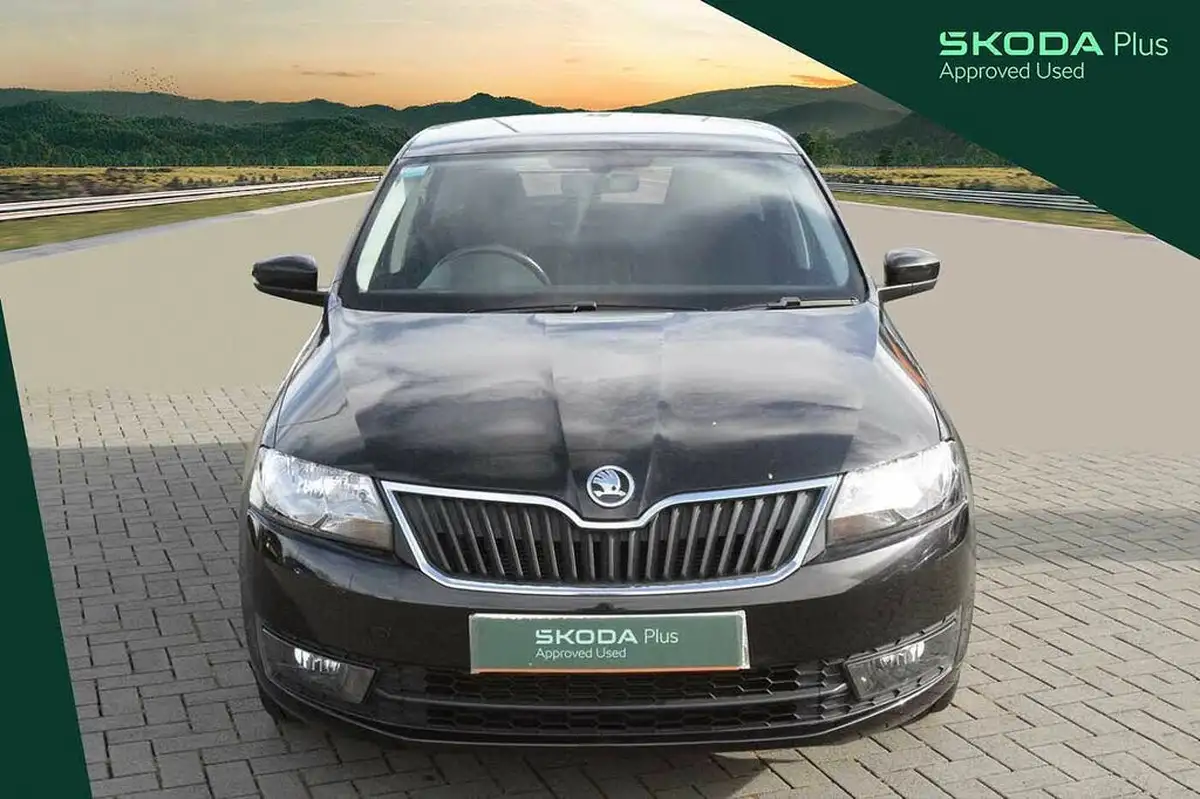 2017-skoda-rapid-spaceback-12-tsi-se-sport-big-9