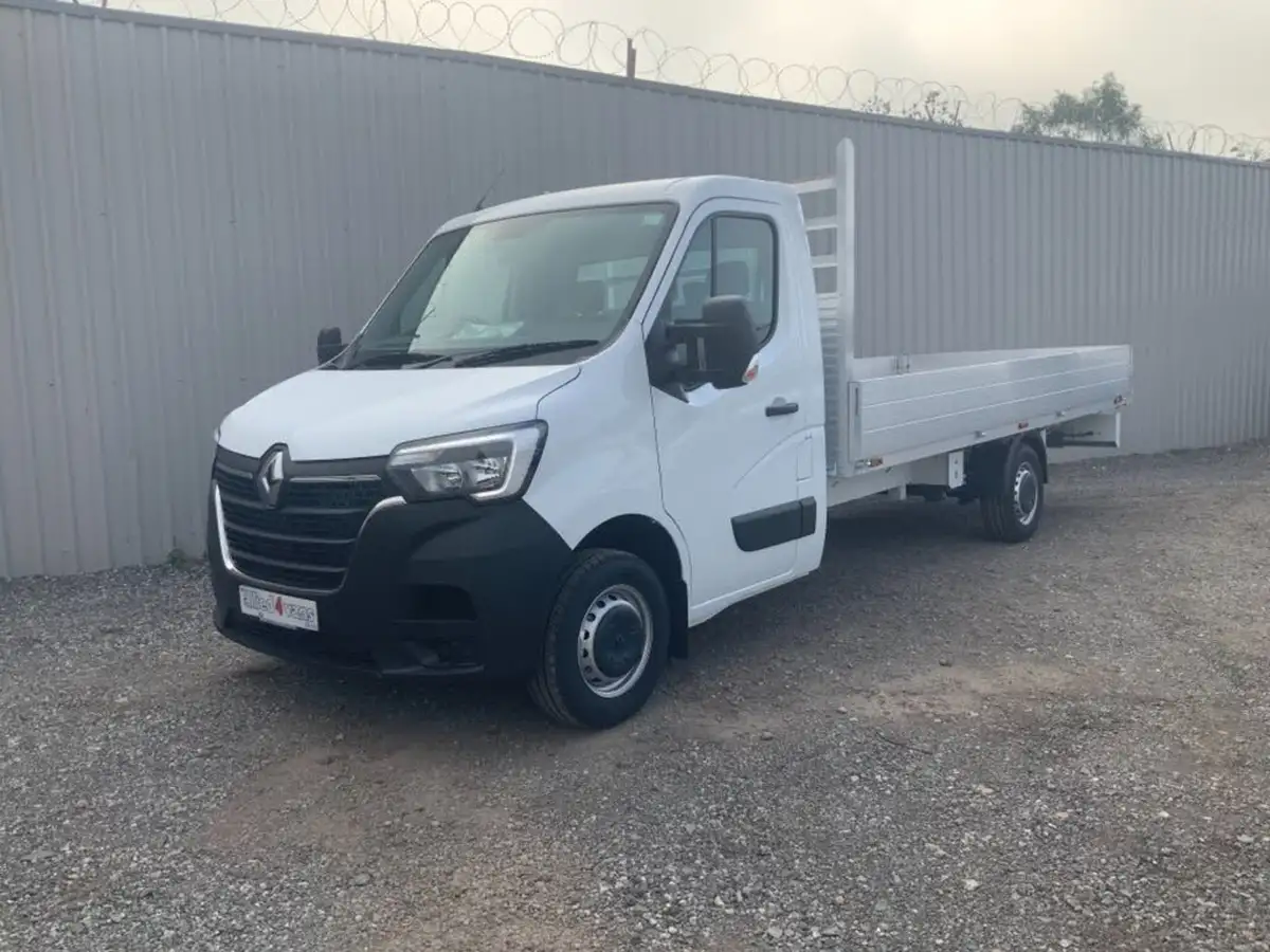 2024-renault-master-23dci-ll35-145-business-chassis-cab-big-3