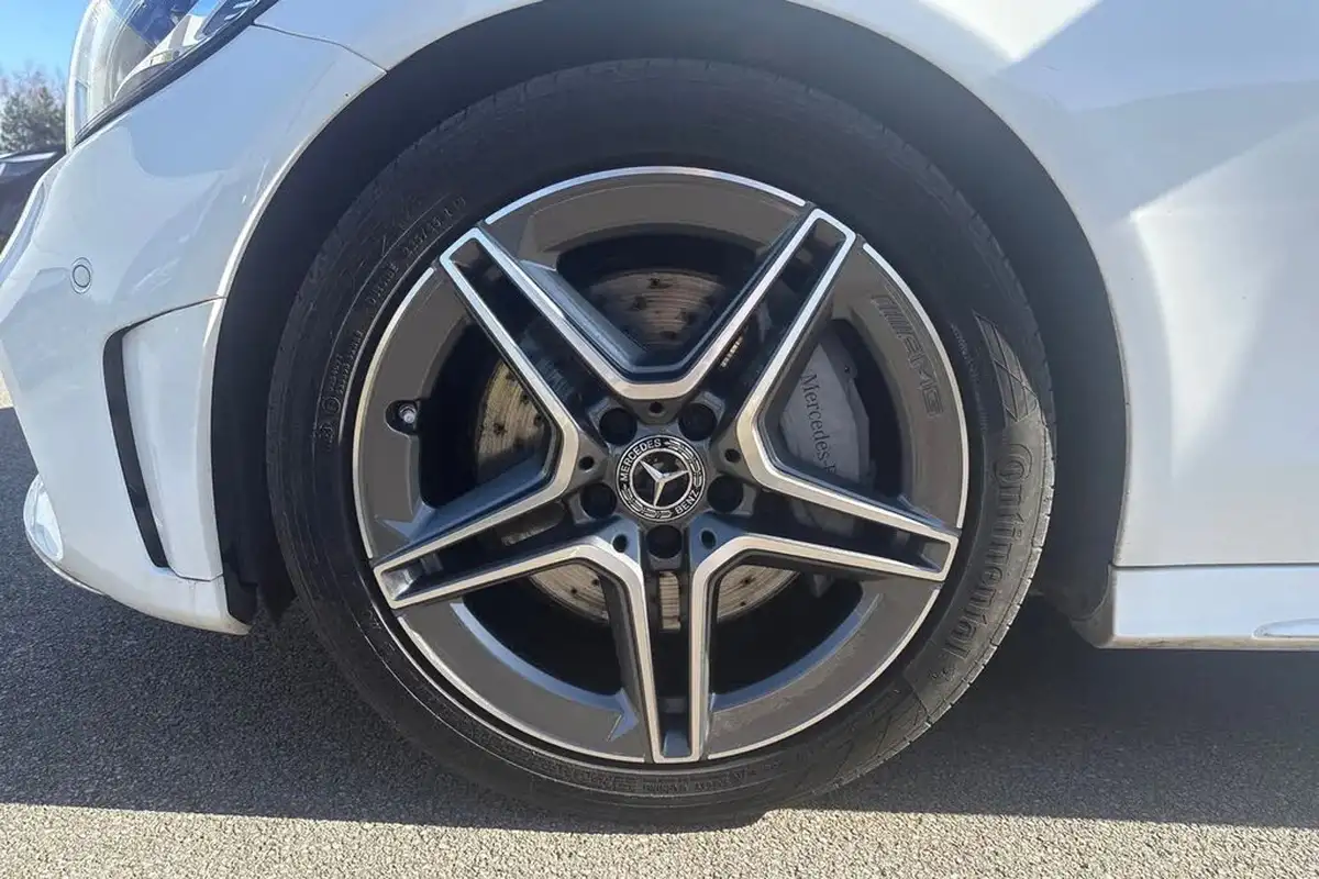 2019-mercedes-benz-c-class-20-c300-amg-line-coupe-2d-big-22