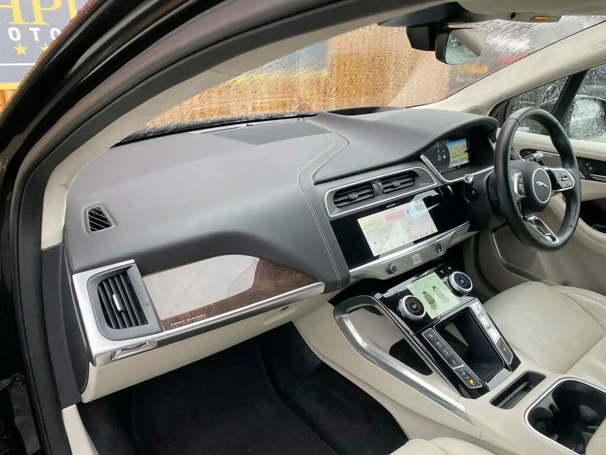 2019-jaguar-i-pace-ev400-first-edition-big-9