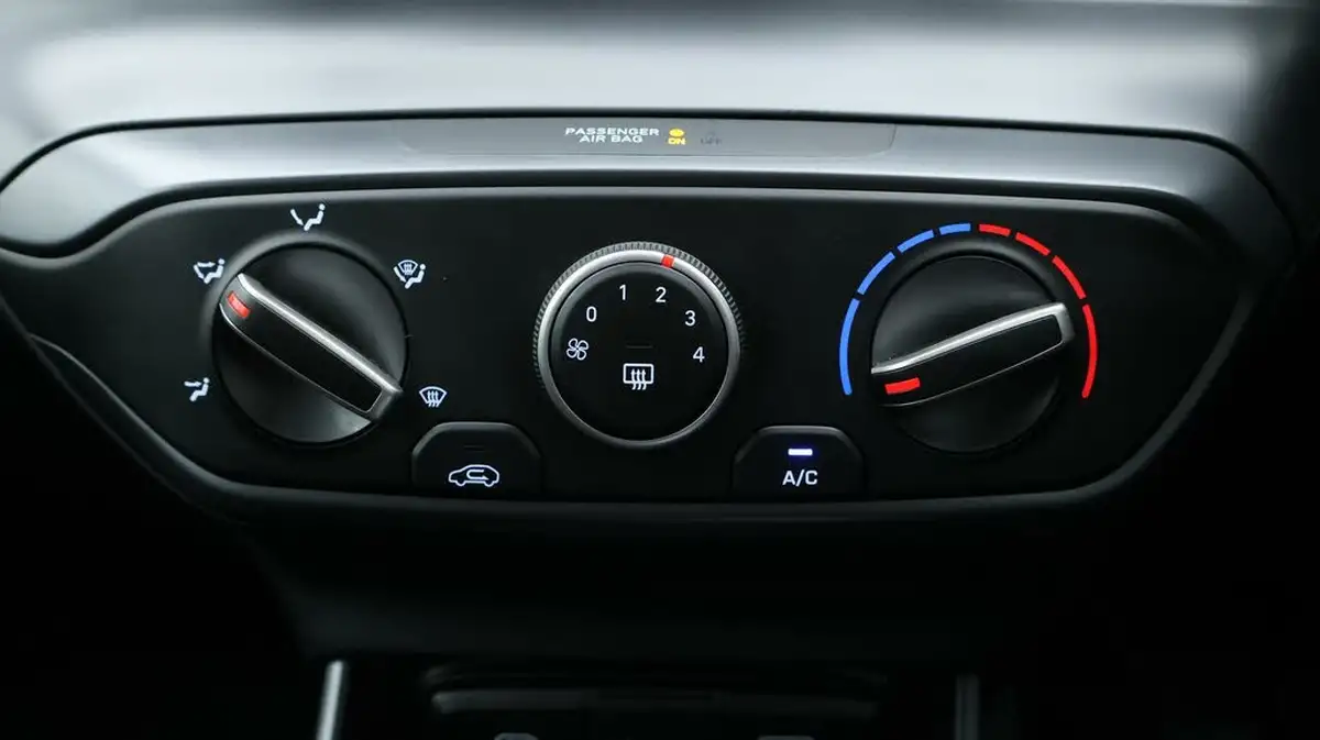 2024-hyundai-i20-10-t-gdi-advance-big-12