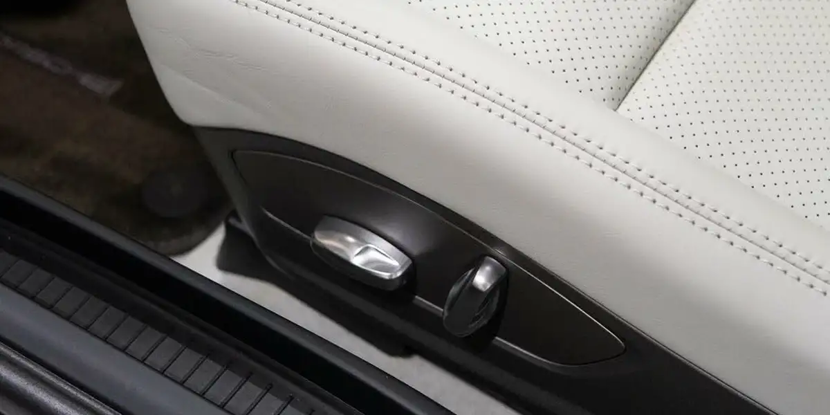 2012-porsche-911-38-carrera-s-400bhp-coupe-big-27