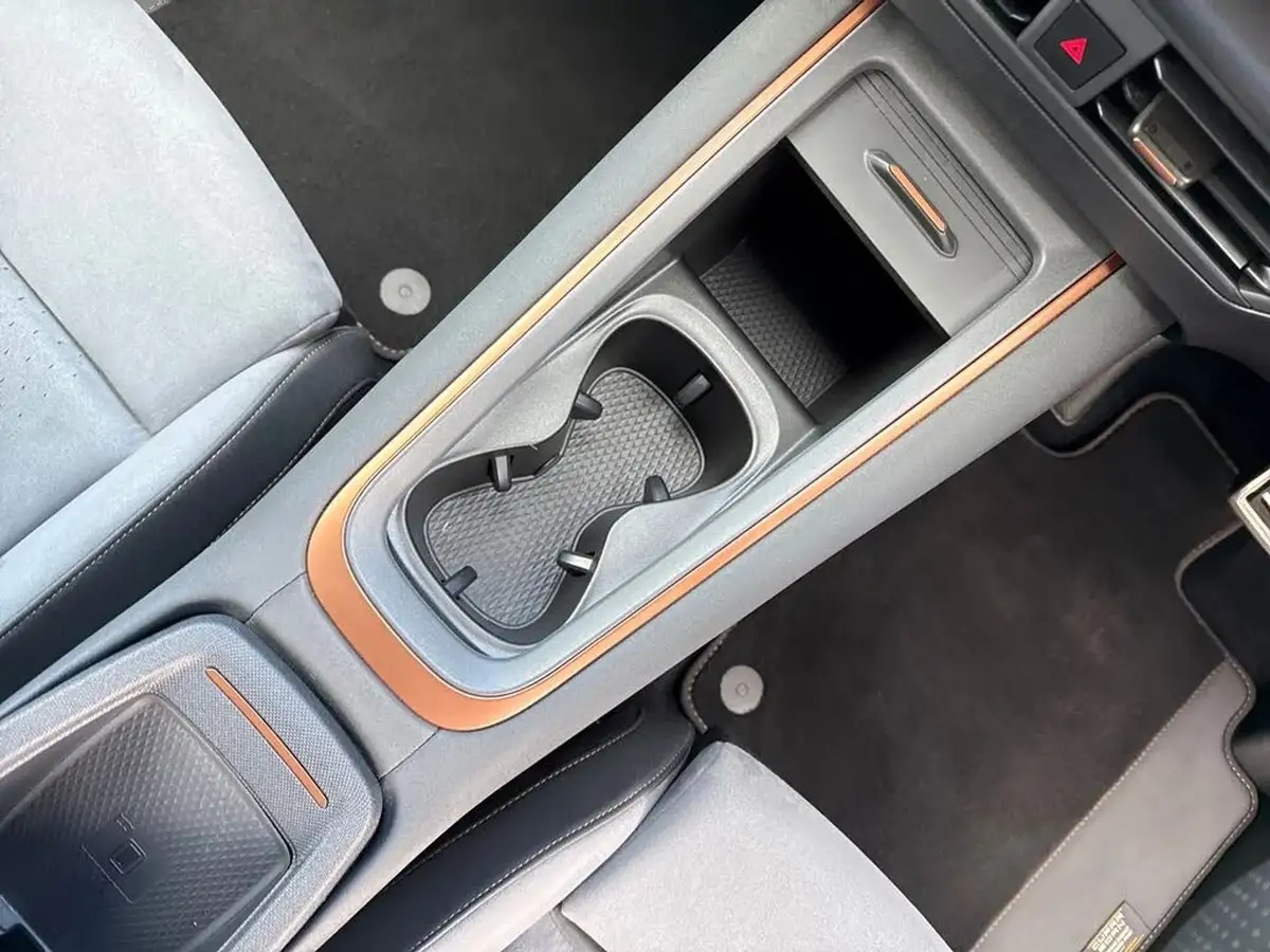 2022-cupra-born-e-v3-230ps-77kwh-e-boost-big-38