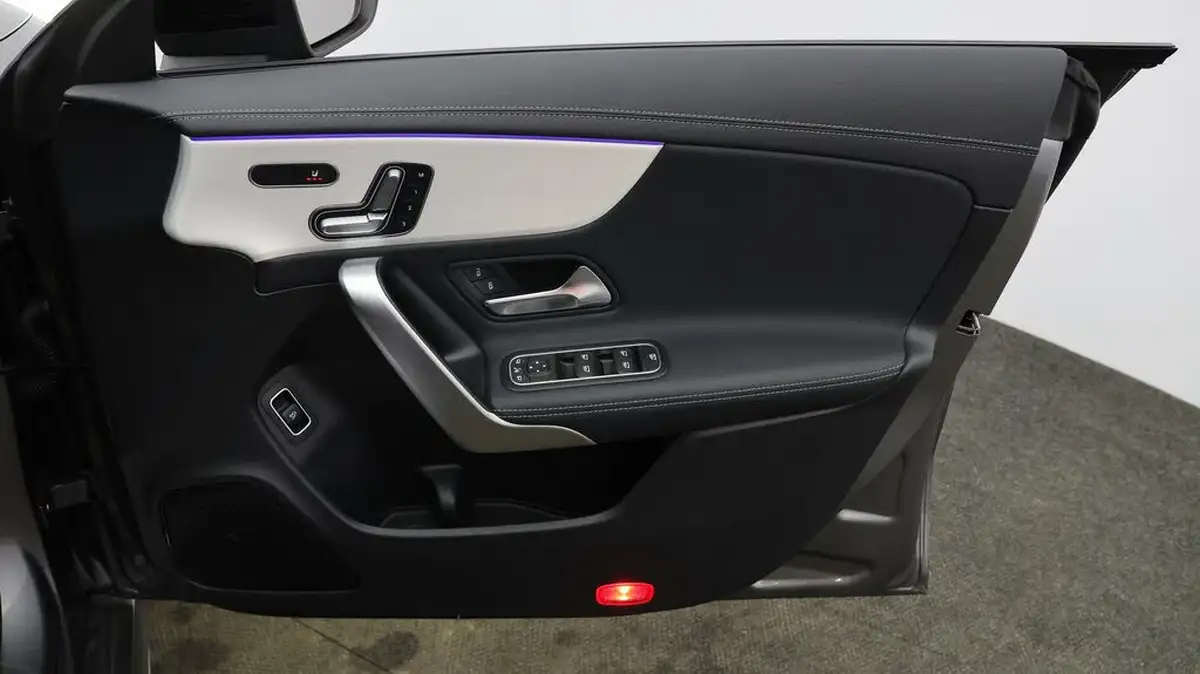 2023-mercedes-benz-cla-20d-cla-220d-amg-line-premium-plus-coupe-4d-big-15