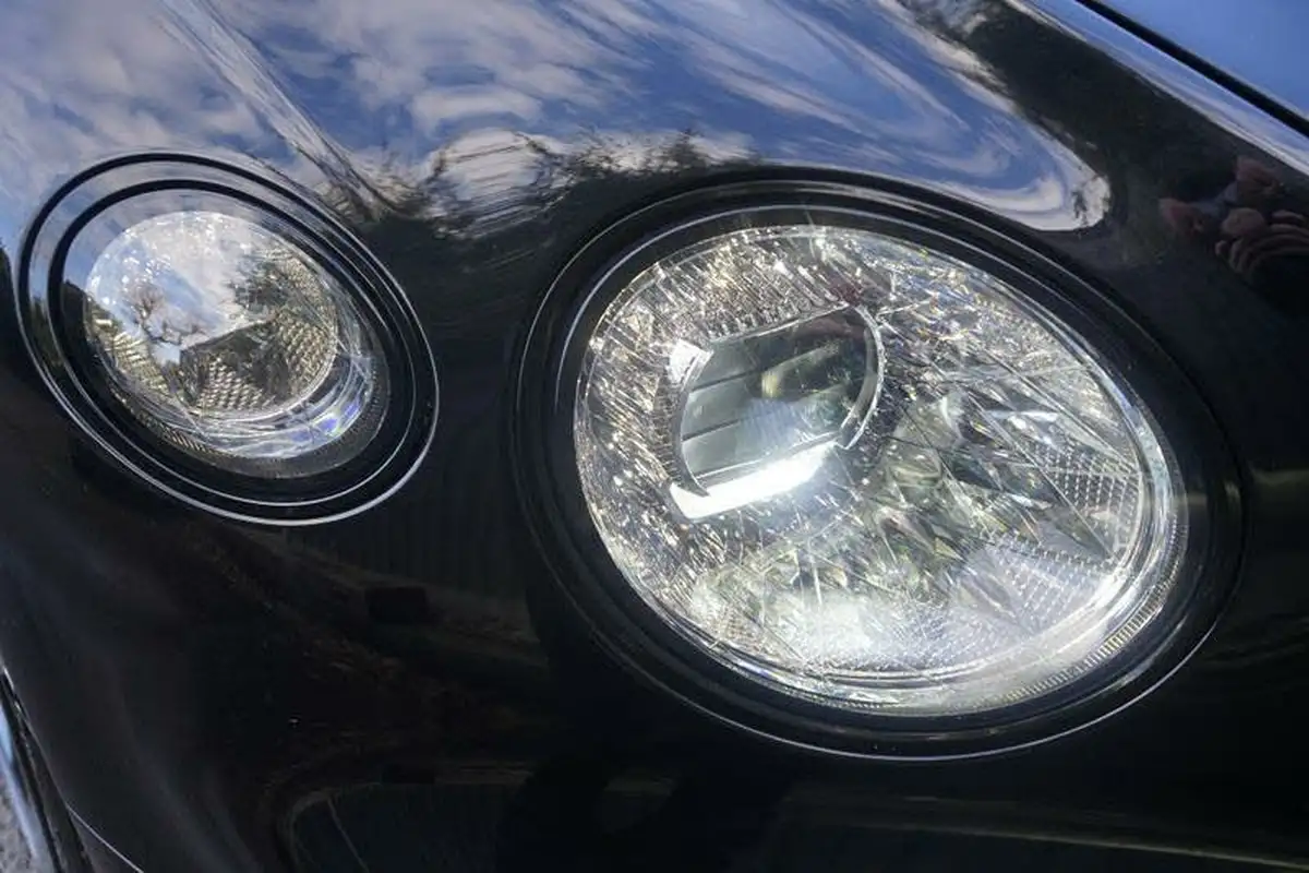 2020-bentley-continental-60-gt-coupe-big-35