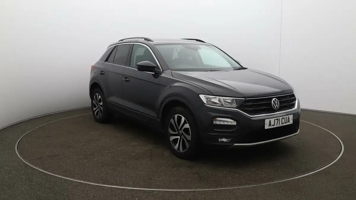 2022-volkswagen-t-roc-10-tsi-active-hatchback-5d-big-35