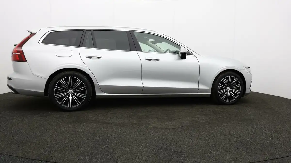 2020-volvo-v60-20-t6-inscription-big-53