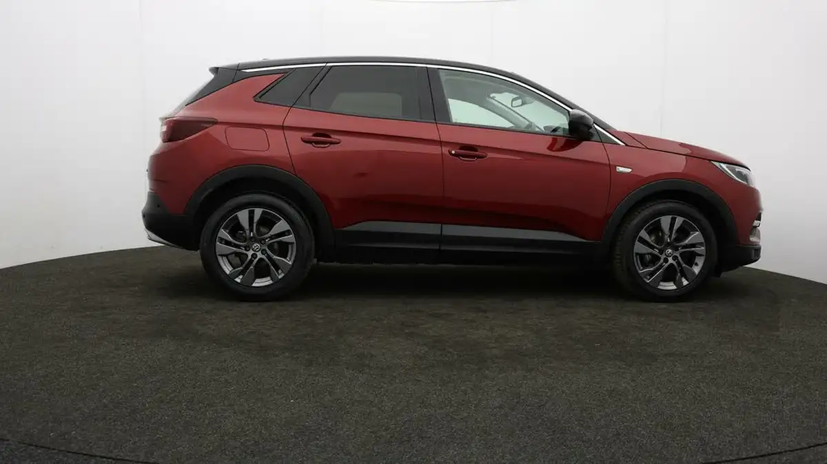 2020-vauxhall-grandland-x-12-sri-nav-big-36
