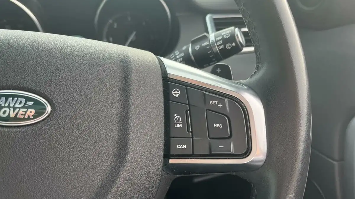 2019-land-rover-discovery-sport-20td4-landmark-big-24