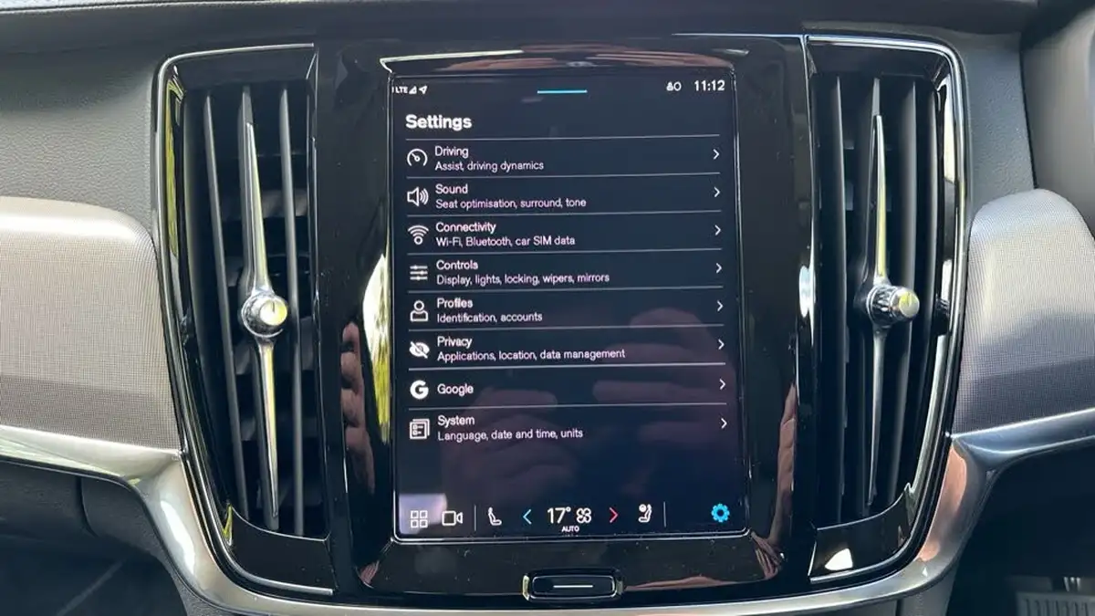 2024-volvo-v90-20-t6-r-design-big-20