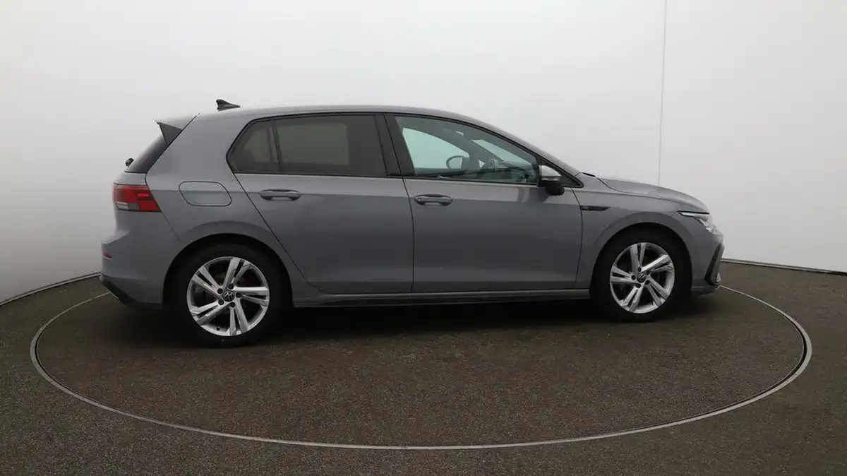 2021-volkswagen-golf-15-tsi-r-line-150ps-hatchback-big-8