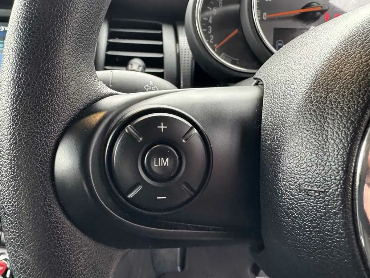 2019-mini-cooper-15-cooper-classic-hatchback-3d-big-15