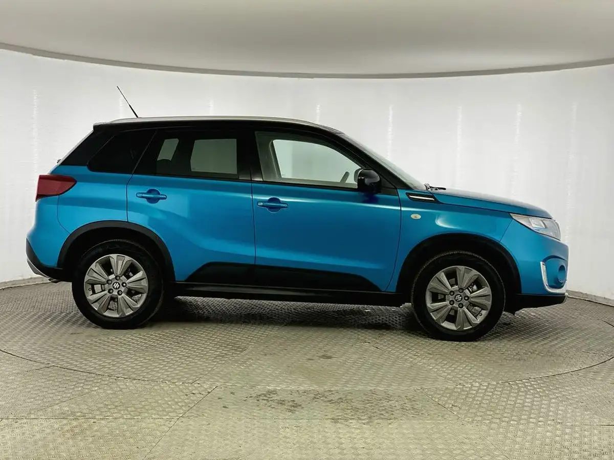 2023-suzuki-vitara-14-boosterjet-sz-t-big-7