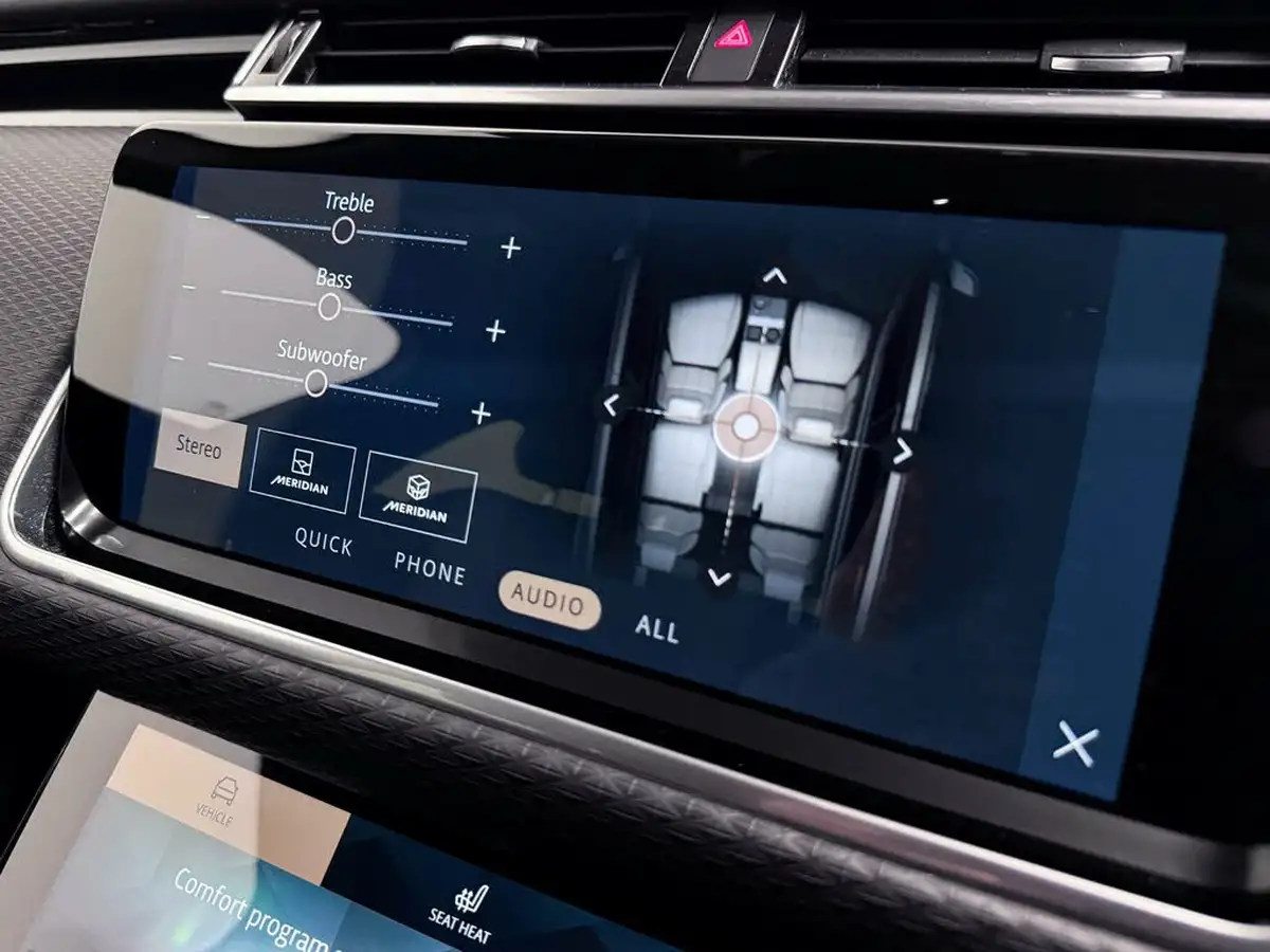 2021-land-rover-range-rover-velar-20-d200-velar-edition-big-51