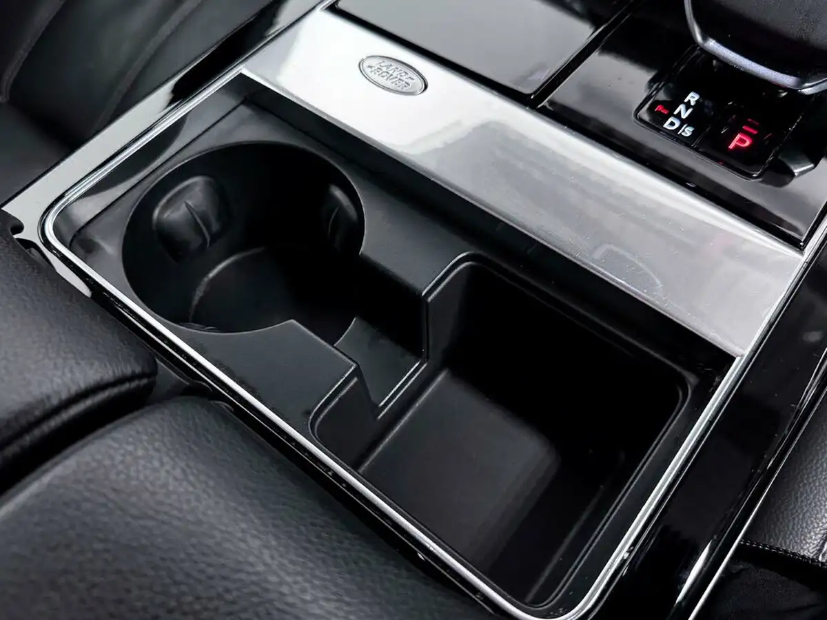 2021-land-rover-range-rover-velar-20-d200-velar-edition-big-27