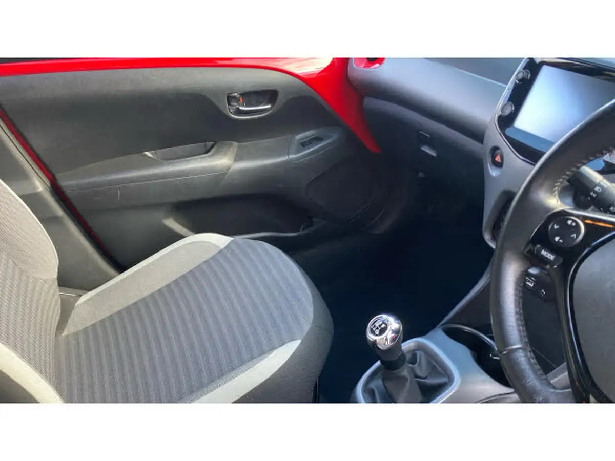 2019-toyota-aygo-10-vvt-i-x-trend-big-13