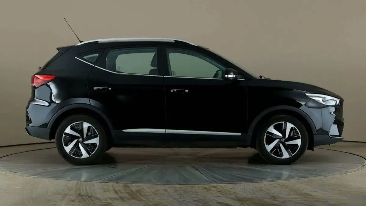 2022-mg-zs-suv-e-trophy-connect-ev-176ps-big-3