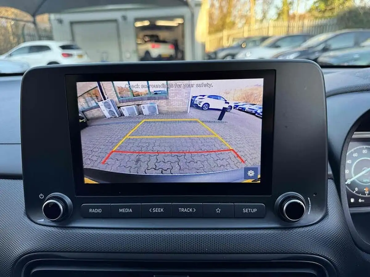 2021-hyundai-kona-10-t-gdi-se-connect-big-21