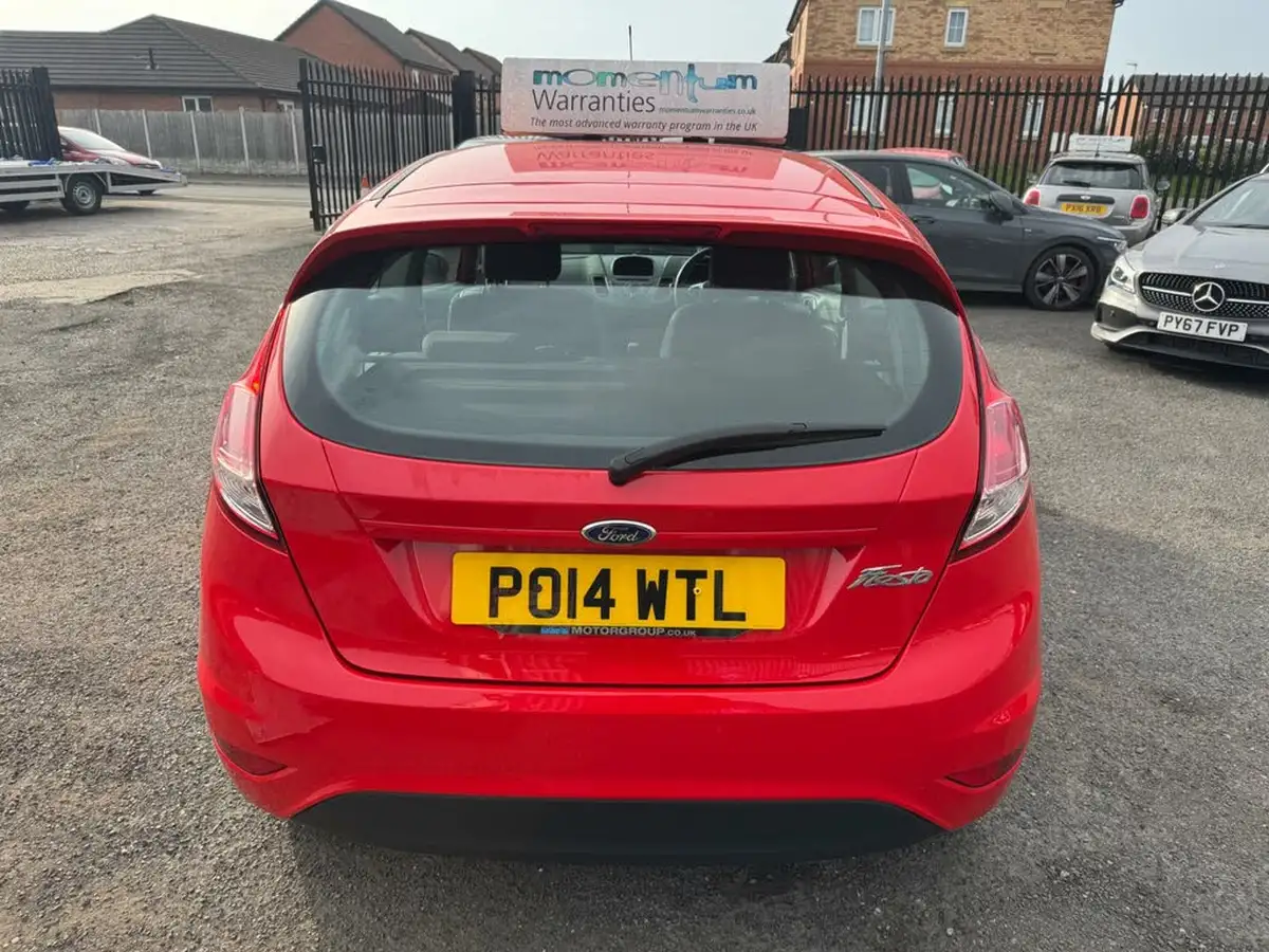 2014-ford-fiesta-125-style-60ps-3d-big-3