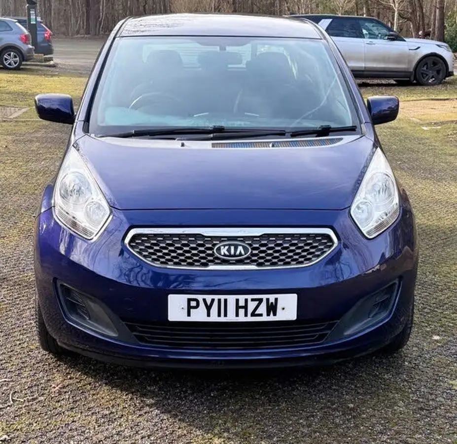 2011-kia-venga-16-2-auto-big-10