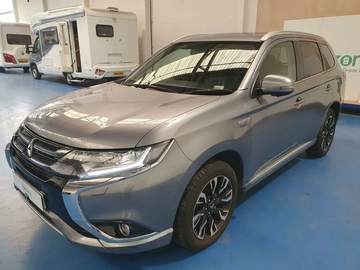 2017-mitsubishi-outlander-20-4hs-phev-5st-big-6