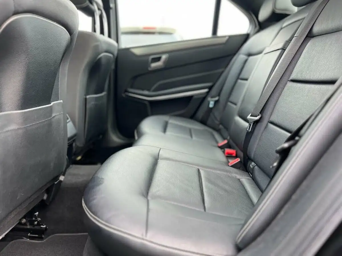2014-mercedes-benz-e-class-30cdi-e350-amg-sport-248bhp-saloon-4d-big-14